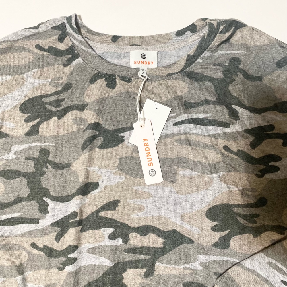 Sundry Camo Pullover Sweatshirt - Picture 4 of 9